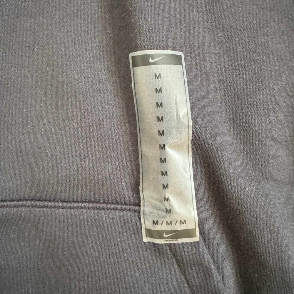 NWT Nike Women’s Black Hoodie - Picture 4 of 4